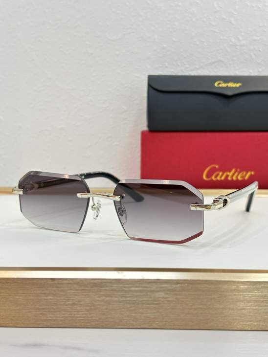 Picture of Cartier Sunglasses _SKUfw80238740fw